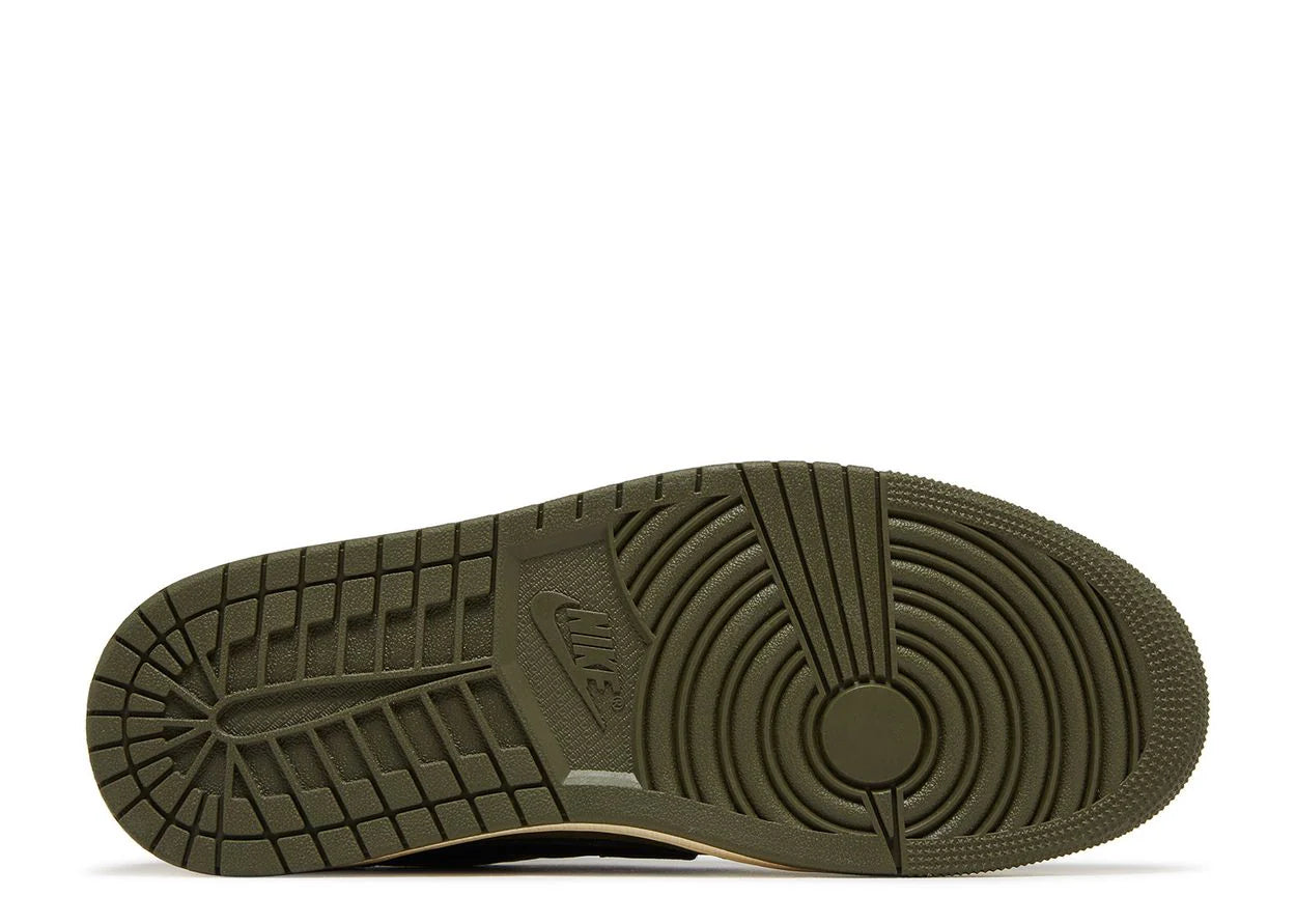 Travis Scott x Jordan 1 Low  Reverse Olives