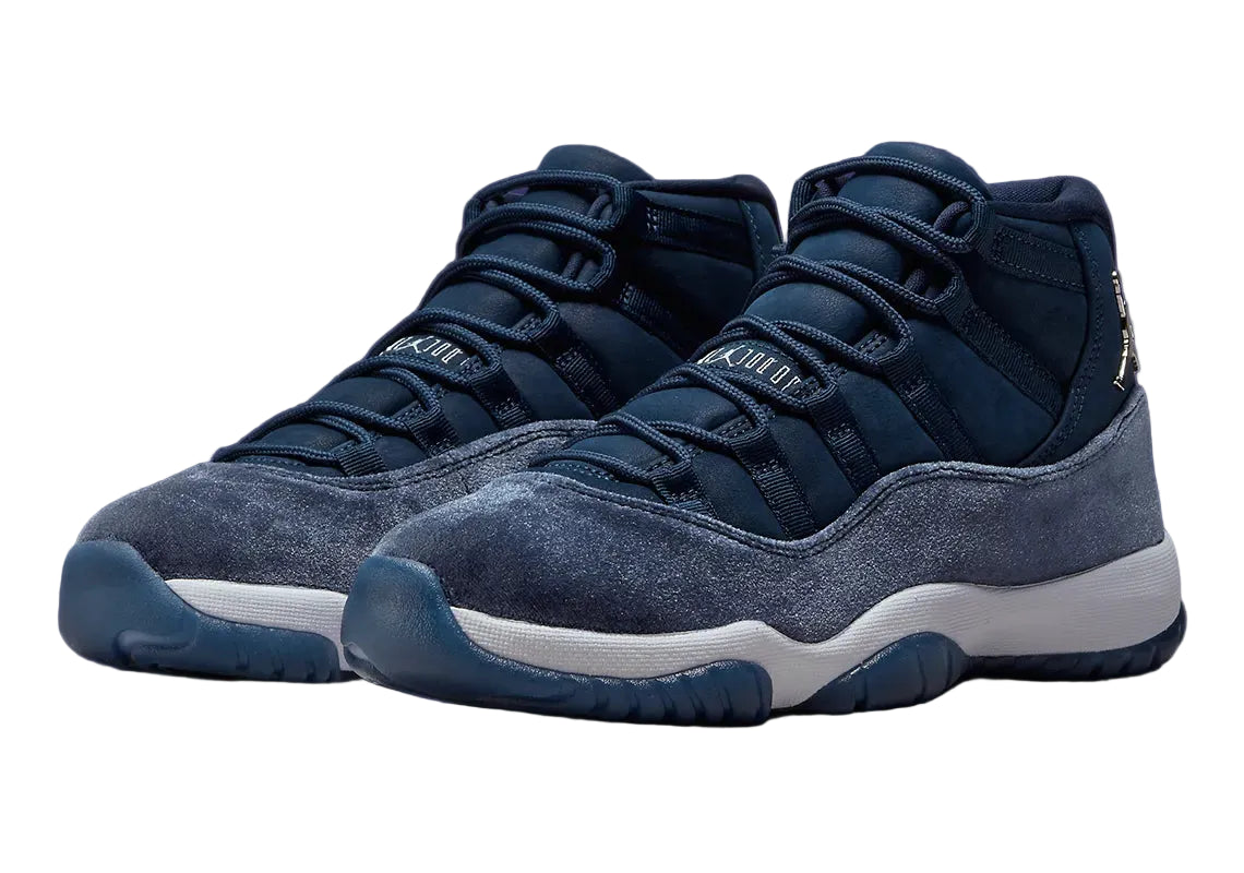 Air Jordan 11 Velvet Midnight Navy