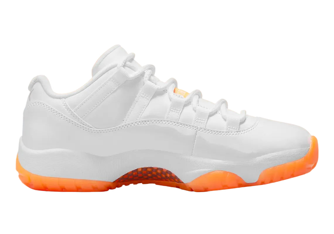 White leather low sneaker with orange sole 