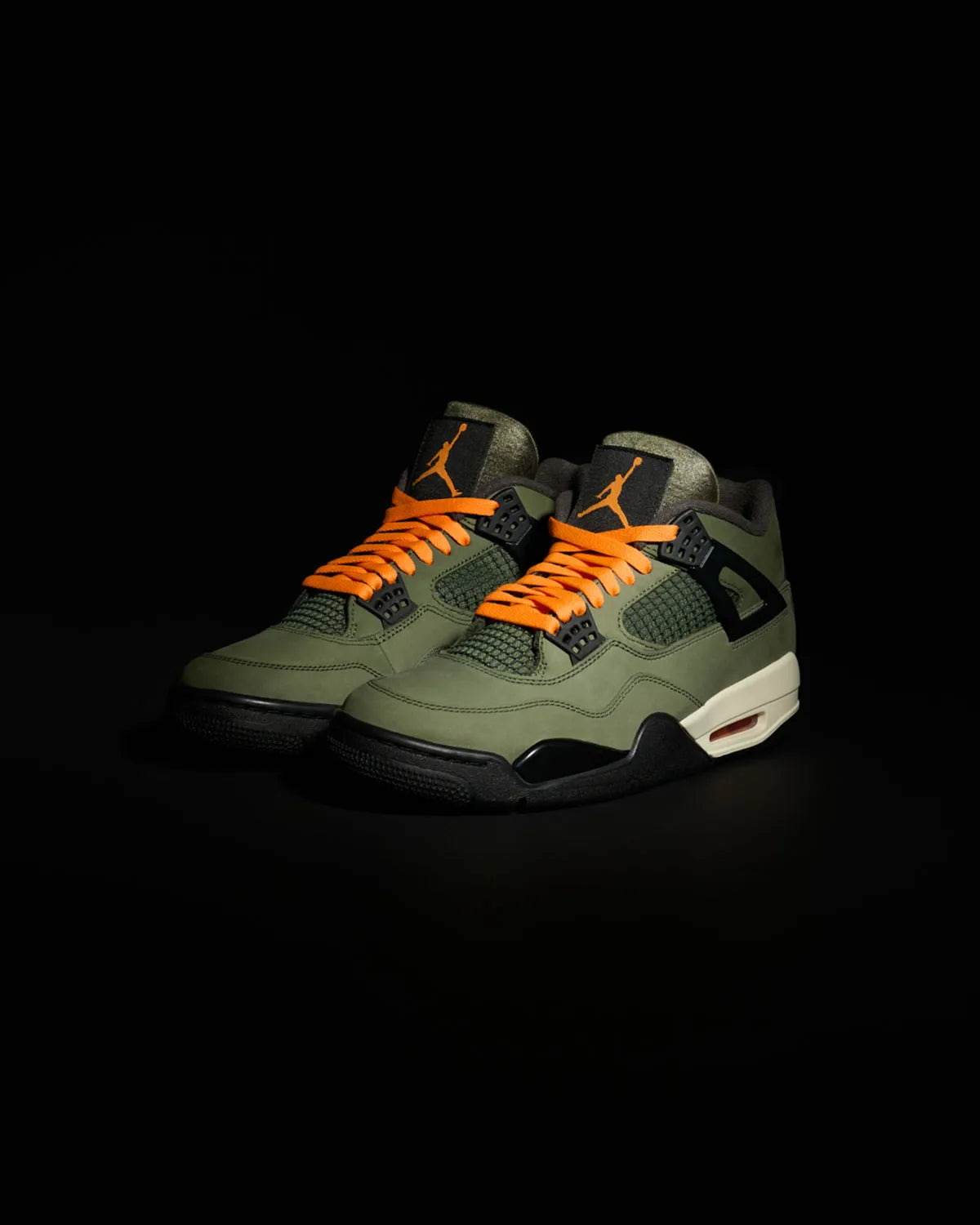 Jordan 4 Retro OG undefeated (2025)