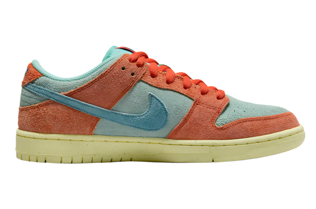 SB Dunk Low Noise Aqua