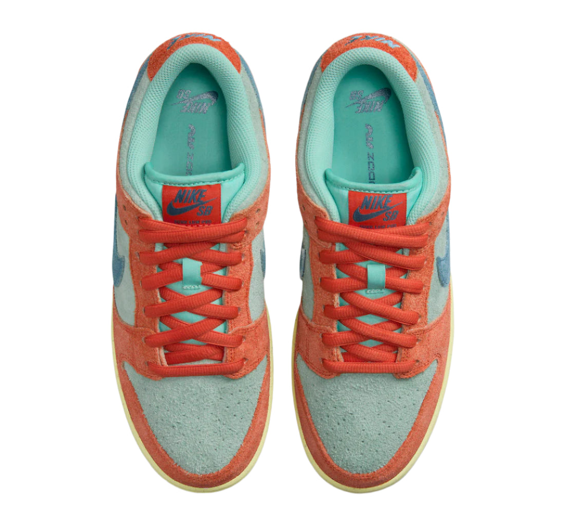 SB Dunk Low Noise Aqua