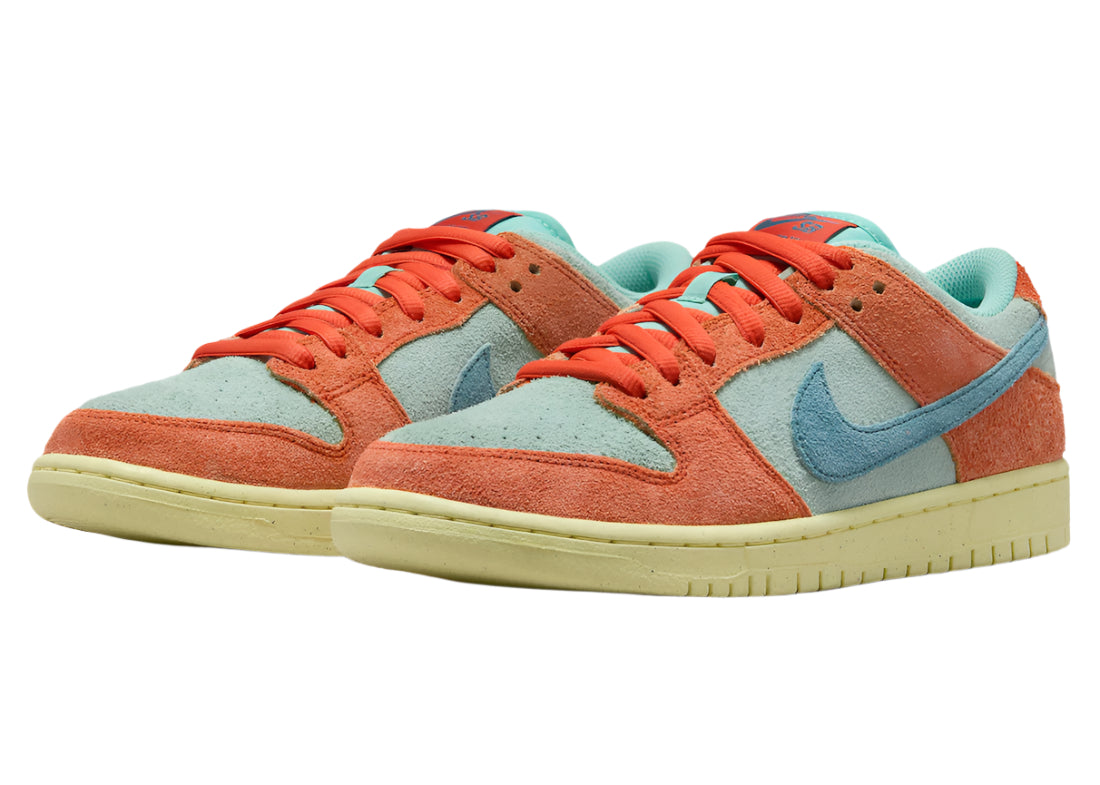 SB Dunk Low Noise Aqua