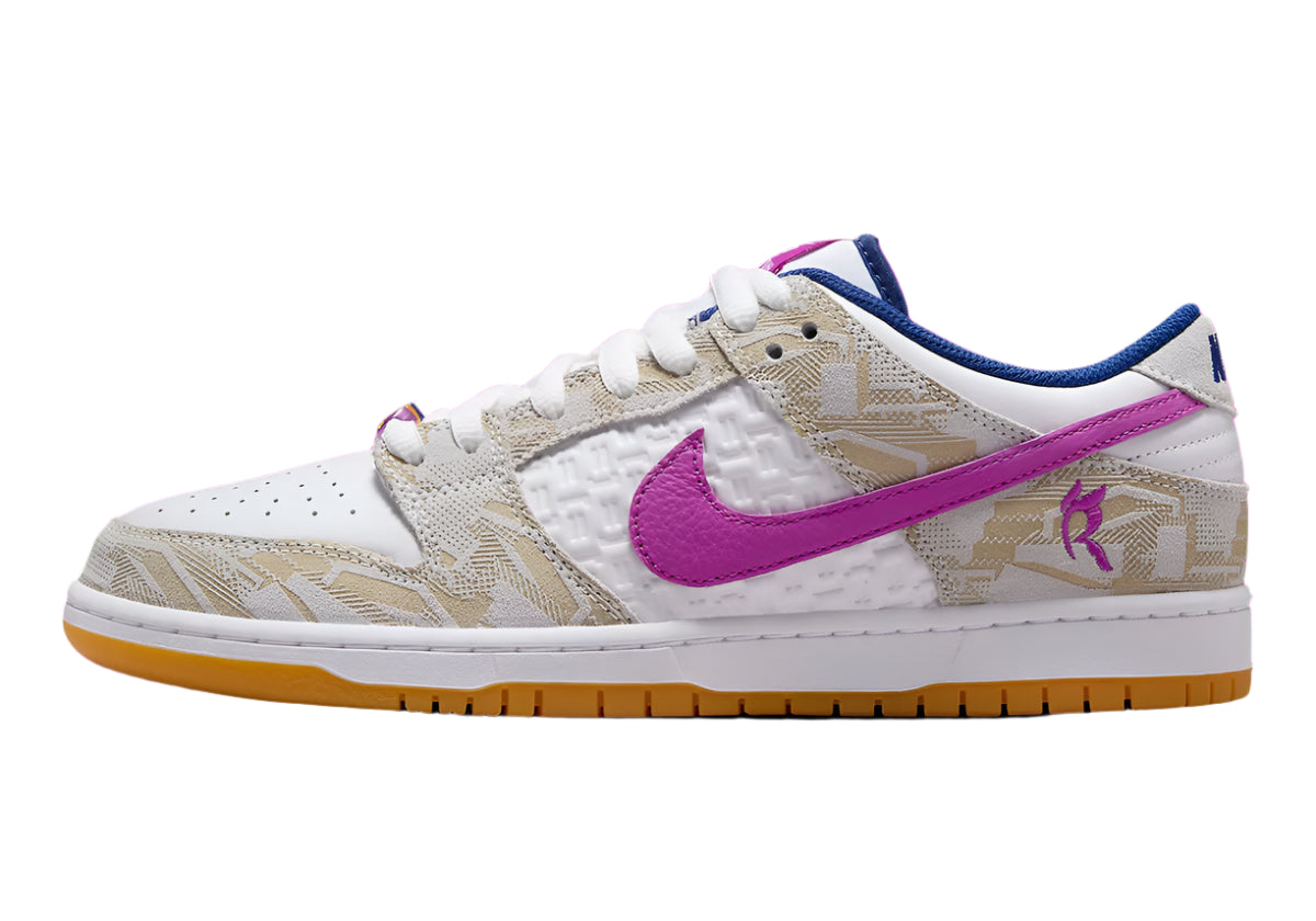 SB Dunk Low Raysaa Leal